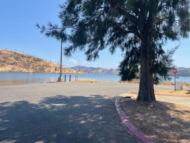 582 Silver Leaf Drive, Oroville CA: https://media.crmls.org/mediaz/d2b1bdd4-bc23-4075-bbc7-c25f5128319a.jpg