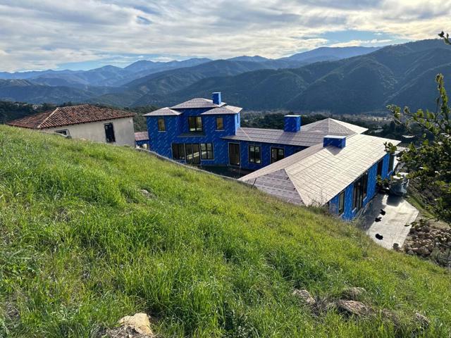 304 Country Club, Carmel Valley CA: https://media.crmls.org/mediaz/d2b2e751-2d0e-40bf-898d-2d07e8728896.jpg