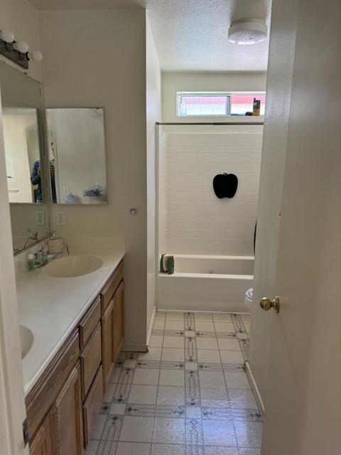 Image 11 of 24 For 637 Powderhorn Avenue