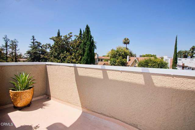 Detail Gallery Image 35 of 42 For 202 S Holliston Ave #301,  Pasadena,  CA 91106 - 3 Beds | 4 Baths