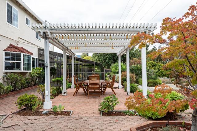 10715 Grapnel Place, Cupertino CA: https://media.crmls.org/mediaz/d2b43107-4316-40f9-8d28-6bcc2fd93a09.jpg