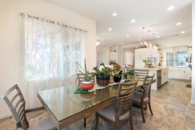 4553 Via Veneto, Palm Desert CA: https://media.crmls.org/mediaz/d2b462e3-5a09-418d-8295-3faf8cd150fe.jpg
