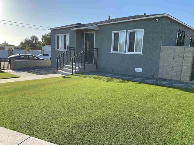 Detail Gallery Image 1 of 17 For 5454 Roswell St, –,  CA 92114 - 3 Beds | 2 Baths