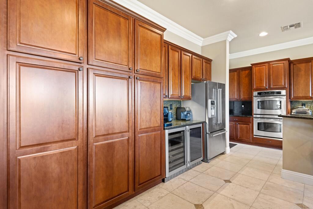 MLS #219138384DA image #6