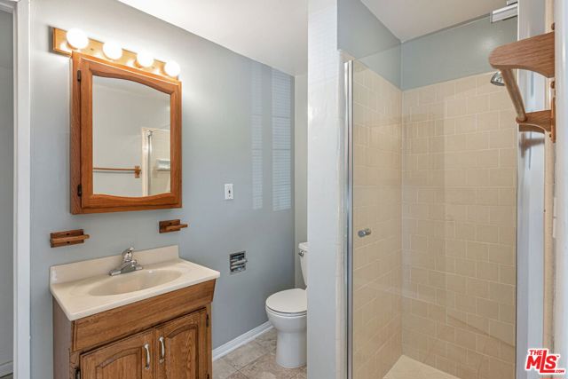 22125 Costanso Street, Woodland Hills CA: https://media.crmls.org/mediaz/d2b5eaa5-a15e-4b0a-80c4-3a22aea954e9.jpg