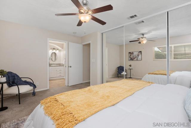 3208 Morningside Drive, Oceanside CA: https://media.crmls.org/mediaz/d2b62814-1fd8-4e6b-8771-cb140bc180a1.jpg