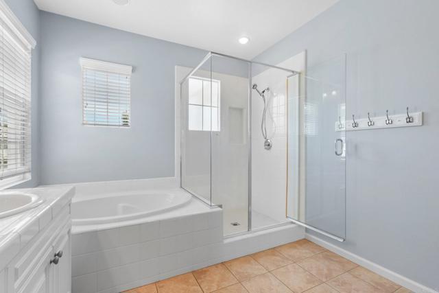 Image 33 of 40 For 609 Saltgrass Avenue