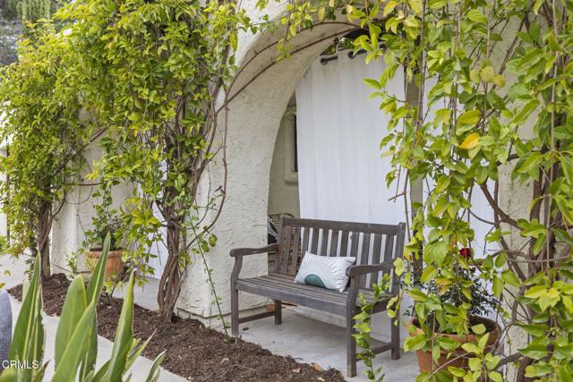 1920 Tiara Drive, Ojai CA: https://media.crmls.org/mediaz/d2b76b7d-27d4-43d6-a9e1-f695bdaf73eb.jpg