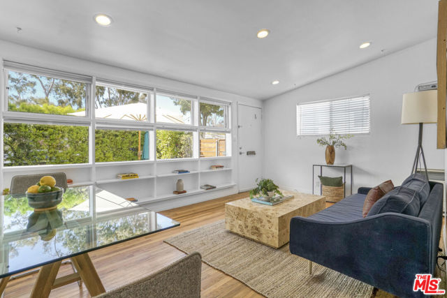 2404 Ocean Park Boulevard, Santa Monica CA: https://media.crmls.org/mediaz/d2b856e2-bd62-493a-902f-16b32810c460.jpg