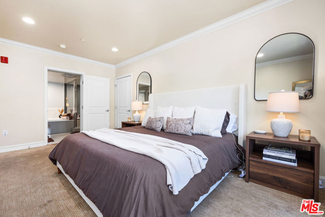 Drew Fenton | 951 Granville Avenue Los Angeles CA | MLS: 7445189 Drew Fenton | 951 Granville Avenue Los Angeles CA | MLS: 7445189