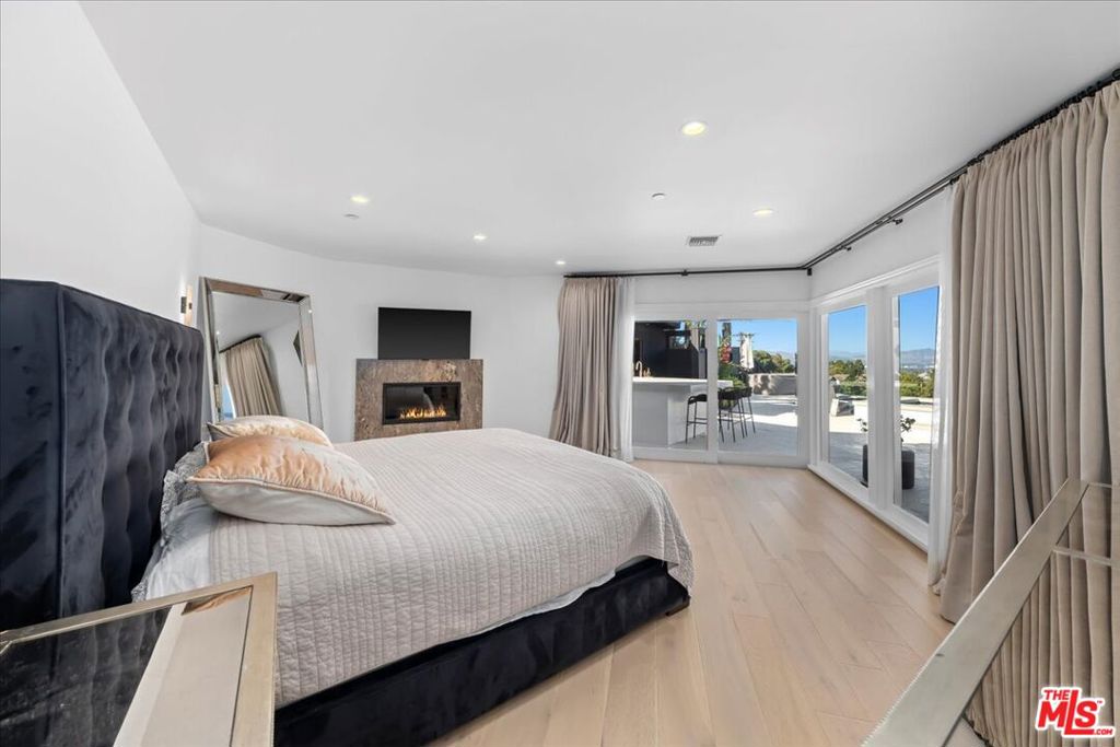 3819 Sherview DriveSherman Oaks img 25