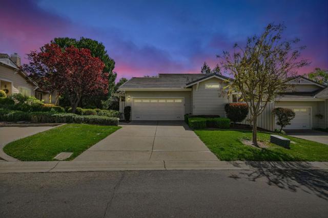 8718 Mccarty Ranch Drive, San Jose CA: https://media.crmls.org/mediaz/d2ba58ae-677d-41cc-9ebf-a14c7d4b463e.jpg