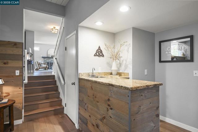 101 Stowbridge Ct., Danville CA: https://media.crmls.org/mediaz/d2ba984e-d50d-4cb8-8c82-b4fc73e114c8.jpg