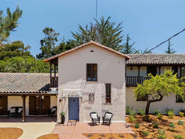 401 San Bernabe Drive, Monterey CA: https://media.crmls.org/mediaz/d2baf452-fa75-4a29-9b6d-e6774659a382.jpg