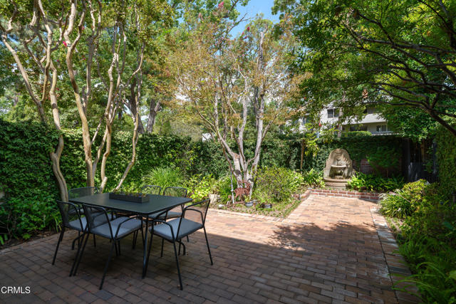 Detail Gallery Image 38 of 56 For 1105 S Orange Grove Bld, Pasadena,  CA 91105 - 3 Beds | 2/1 Baths