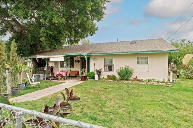 1151 Grant Line Street Street, Santa Paula CA: https://media.crmls.org/mediaz/d2bce645-1eee-4767-85a4-e913e5bb052c.jpg