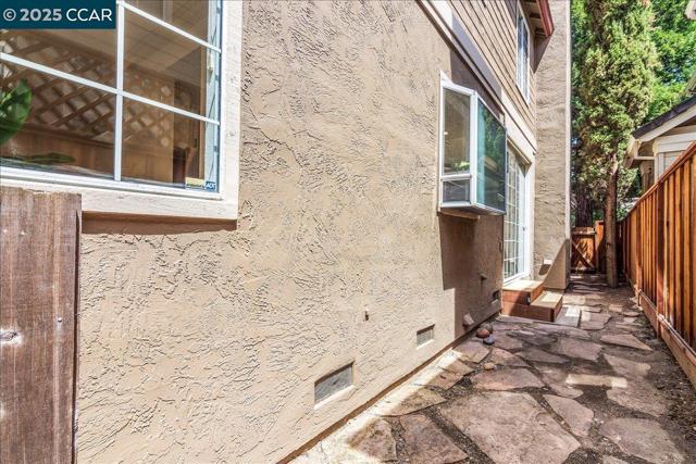 1666 Brush Creek Pl, Danville CA: https://media.crmls.org/mediaz/d2bee75e-e099-4eb4-b4c8-0c6b9d21ee3e.jpg