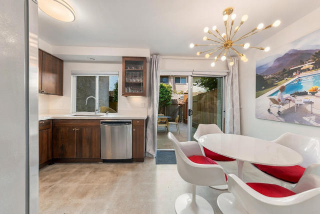 1832 N Mira Loma Way, Palm Springs, CA 92262