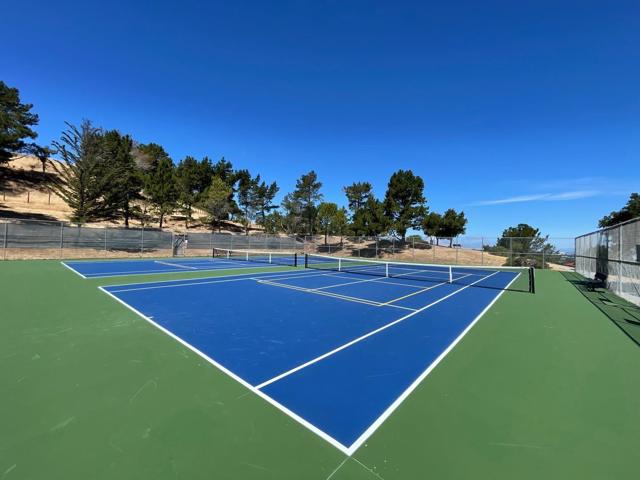 2756 Comstock Circle, Belmont CA: https://media.crmls.org/mediaz/d2bff2d7-9664-4654-a32f-1ac47e3f6160.jpg