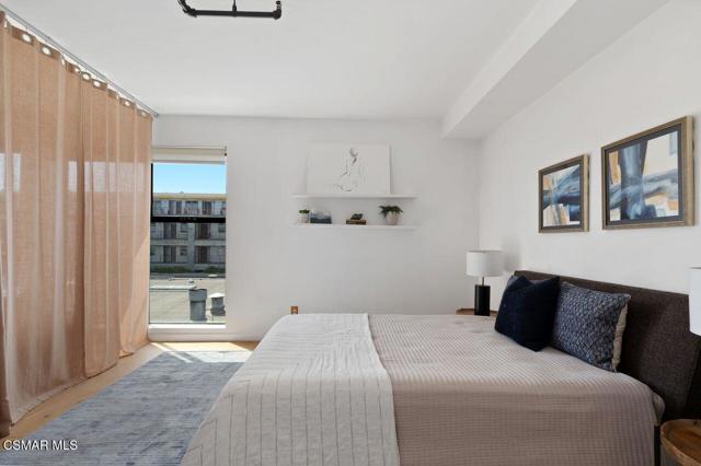 4115 Glencoe Avenue, Marina del Rey CA: https://media.crmls.org/mediaz/d2c09e7d-16a8-45d9-9fcf-12a7a93d9865.jpg