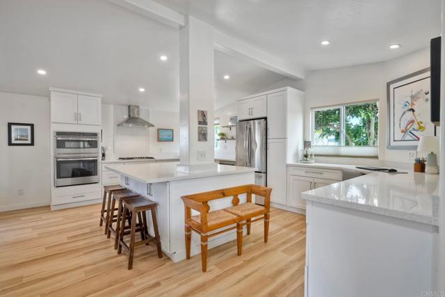 699 N Vulcan Avenue, Encinitas CA: https://media.crmls.org/mediaz/d2c0a86e-0352-44f3-aa8a-77b2dedd172c.jpg