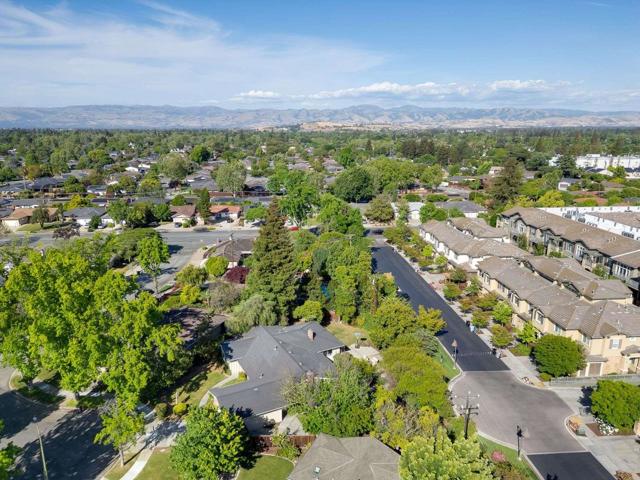 2760 Cheryl Ann Court, San Jose CA: https://media.crmls.org/mediaz/d2c10e41-314f-4b5b-8b5a-4f7fa1f01782.jpg