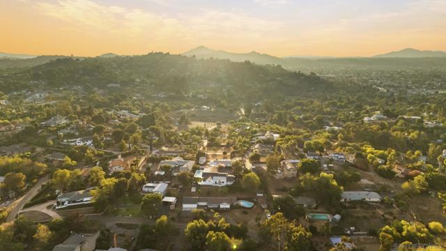 1780 Grove Rd, El Cajon CA: https://media.crmls.org/mediaz/d2c17339-c5cd-4c7c-8b5c-639a8ee3138d.jpg