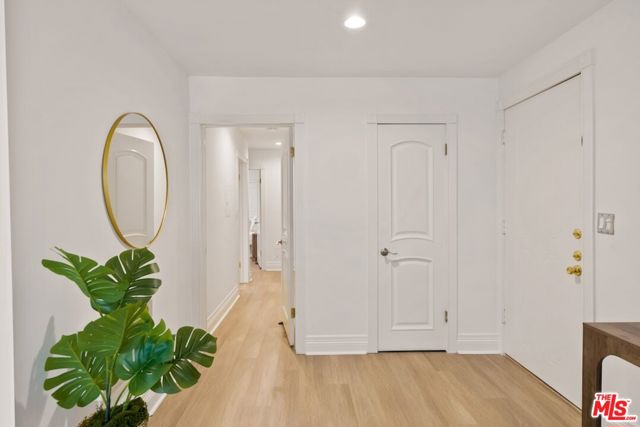 1831 Prosser Avenue, Los Angeles CA: https://media.crmls.org/mediaz/d2c1cc2c-ada2-46cf-88c5-3d9d6fc7f590.jpg