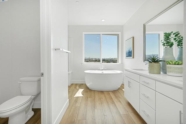 2388 Stanford Street, Alameda CA: https://media.crmls.org/mediaz/d2c1f8f7-912d-494c-a9ab-2760e13a1acd.jpg