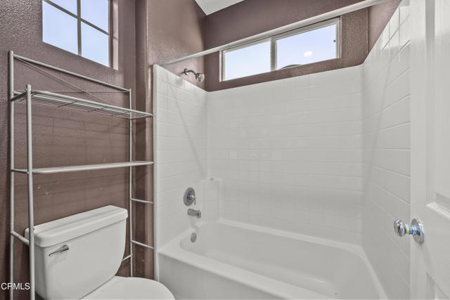 Detail Gallery Image 23 of 41 For 1930 Ribera Dr, Oxnard,  CA 93030 - 5 Beds | 3 Baths