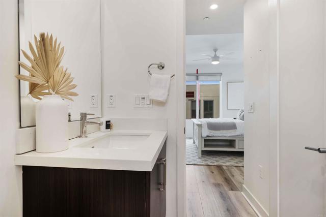 Detail Gallery Image 36 of 43 For 100 Evergreen Ave #3,  Imperial Beach,  CA 91932 - 2 Beds | 2/1 Baths