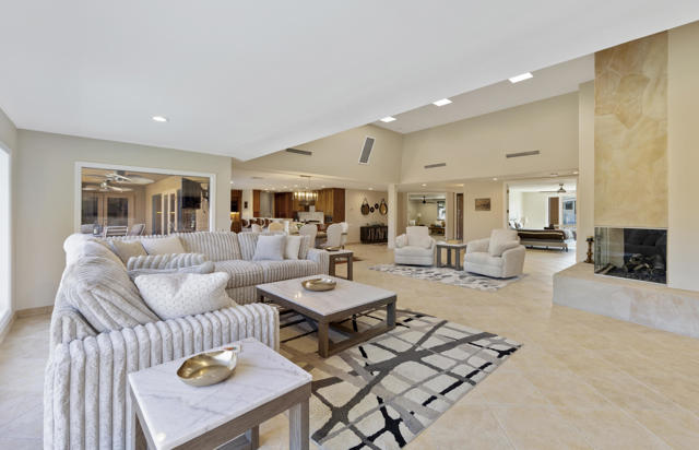 79100 Montego Bay Drive, Bermuda Dunes CA: https://media.crmls.org/mediaz/d2c38162-d54f-469d-b399-7b57fc981f22.jpg