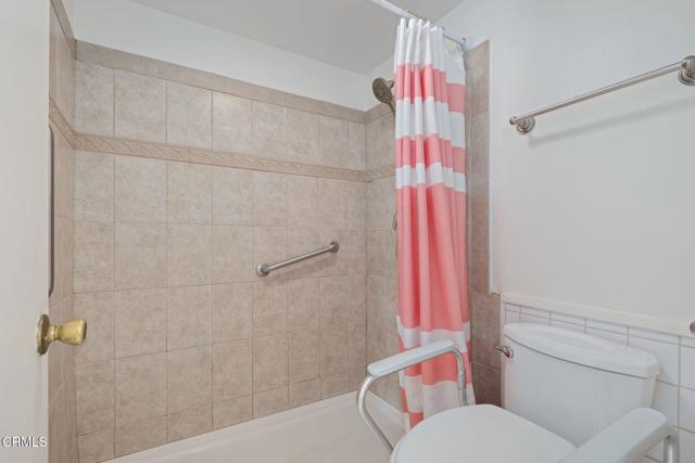 1310 Anza Court, Oxnard CA: https://media.crmls.org/mediaz/d2c3f464-5068-4934-98b5-9a25c8c45082.jpg