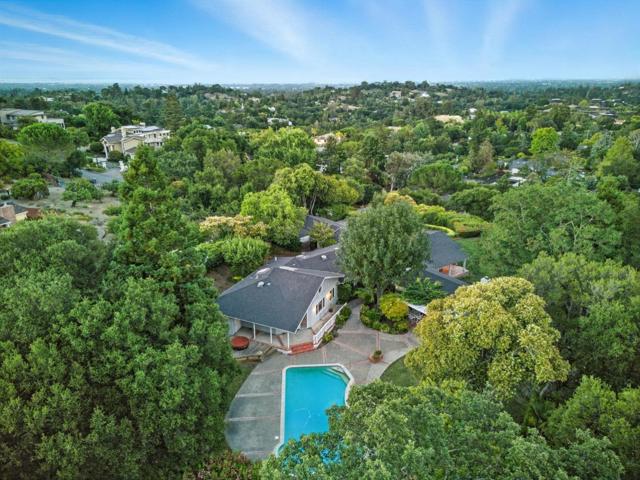 25850 Vinedo Lane, Los Altos Hills CA: https://media.crmls.org/mediaz/d2c57021-ec1e-42f2-9bfb-ee211ed5d9e0.jpg