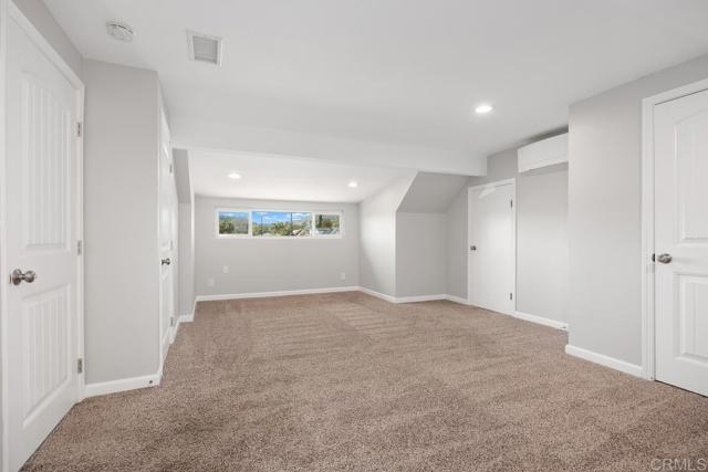 Detail Gallery Image 11 of 29 For 2333 Scott Way, Escondido,  CA 92027 - 4 Beds | 2 Baths