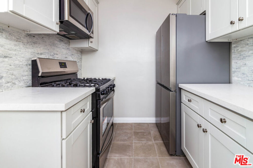 1223 4th Avenue #1