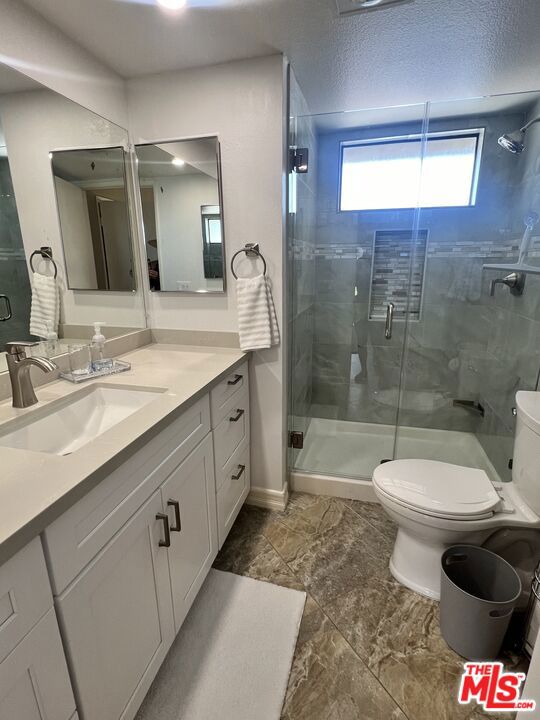 40981 Preston Trail, Palm Desert CA: https://media.crmls.org/mediaz/d2c7cdd4-817d-4dd4-82ff-aee73181590b.jpg