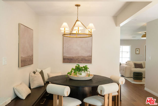 5103 Parkglen Avenue, Los Angeles CA: https://media.crmls.org/mediaz/d2c7f7fa-6652-4402-89e4-6d7fce331efa.jpg