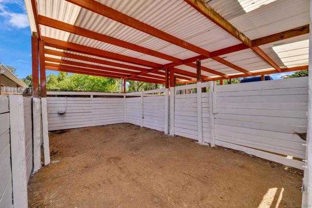 13918 Putney Rd, Poway CA: https://media.crmls.org/mediaz/d2c9a3e4-d026-46a2-bbfd-d940a6382dc3.jpg