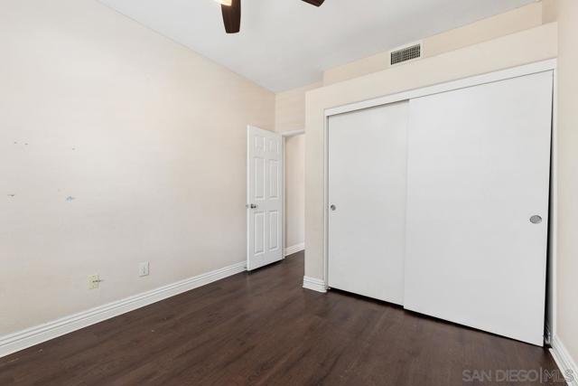 12646 Springbrook Dr, San Diego CA: https://media.crmls.org/mediaz/d2cc8742-90c4-4699-8447-bb6ba76dc402.jpg