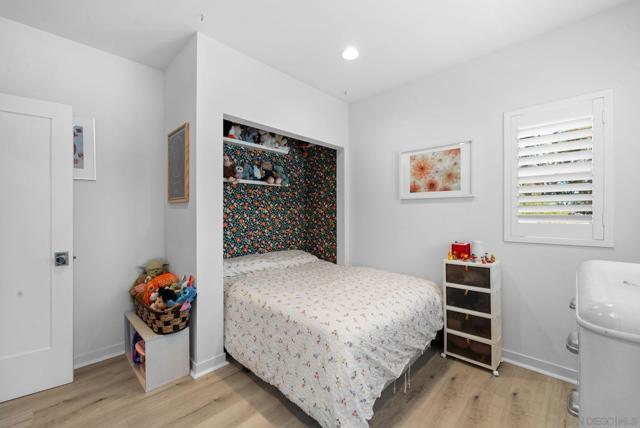 4865 39th Street, San Diego CA: https://media.crmls.org/mediaz/d2cd18ad-9f2e-470a-aeed-1caa5a964510.jpg