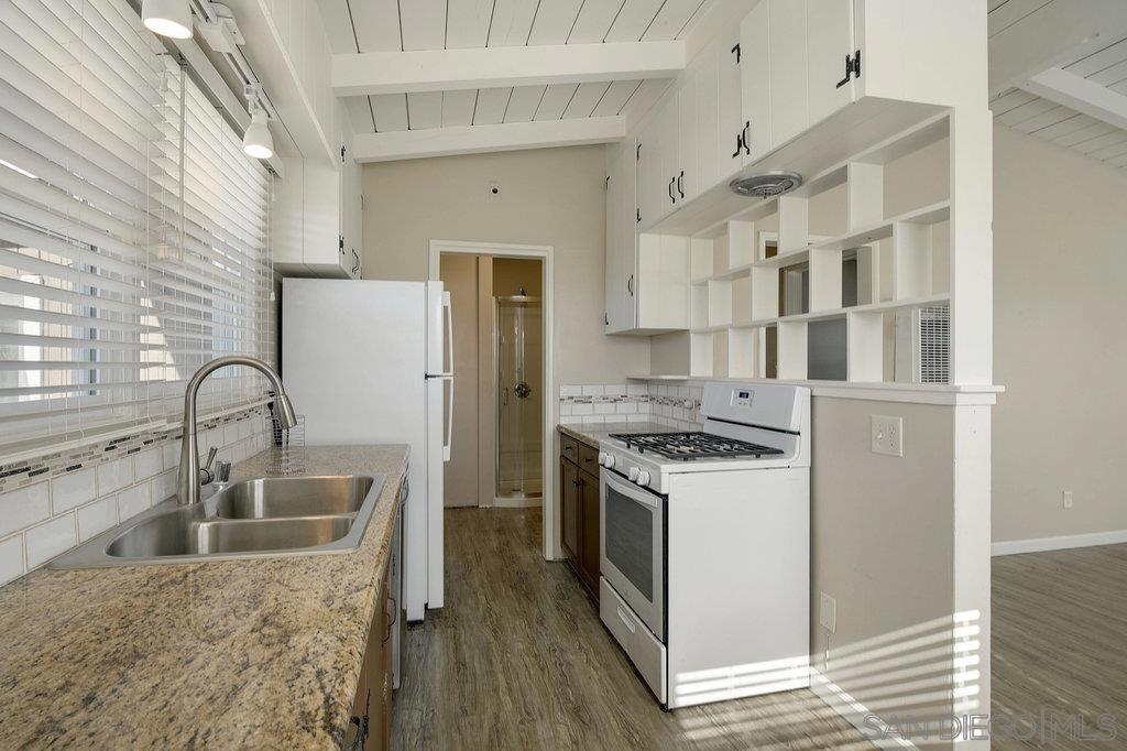 MLS #250035866SD img 8