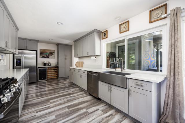 13306 Tawanka Dr, Poway CA: https://media.crmls.org/mediaz/d2cd943c-1544-42f9-b473-42a122578da0.jpg