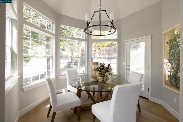 46 Merrill Circle N., Moraga CA: https://media.crmls.org/mediaz/d2cdf1fd-d5ec-44fa-b733-63fa028cf6f0.jpg