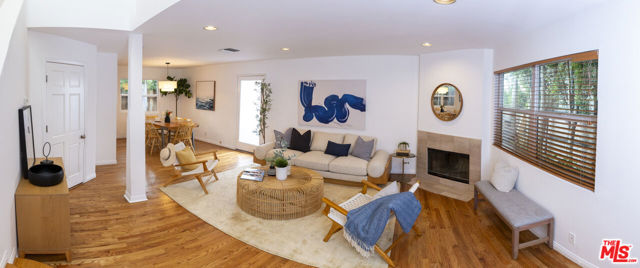 654 Broadway Street photo 8