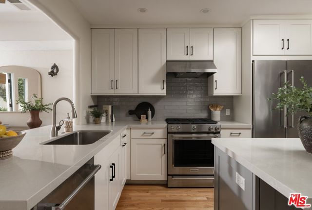 1740 Clearview Road, Santa Barbara CA: https://media.crmls.org/mediaz/d2ce9d85-81b0-4040-aa52-b61099038aac.jpg