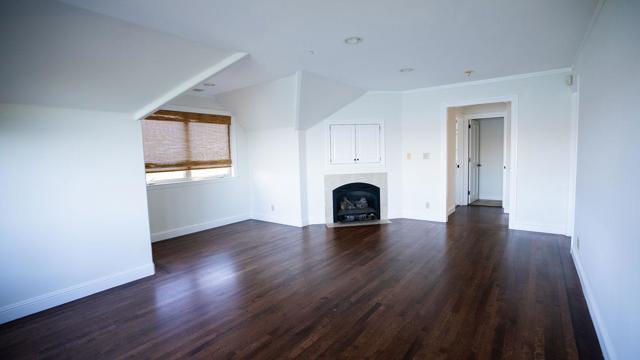 189 Kent Road, Pacifica CA: https://media.crmls.org/mediaz/d2d0f151-93b4-40b6-8c27-ee2297648dbb.jpg