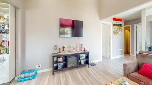 1604 Woodrum PL, El Cajon CA: https://media.crmls.org/mediaz/d2d337b1-e036-4250-9d0c-d4febc0da754.jpg
