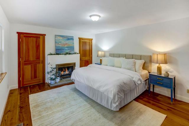 1166 Josselyn Canyon Road, Monterey CA: https://media.crmls.org/mediaz/d2d37c9b-c7ac-42af-bc51-5e43ddb98d41.jpg