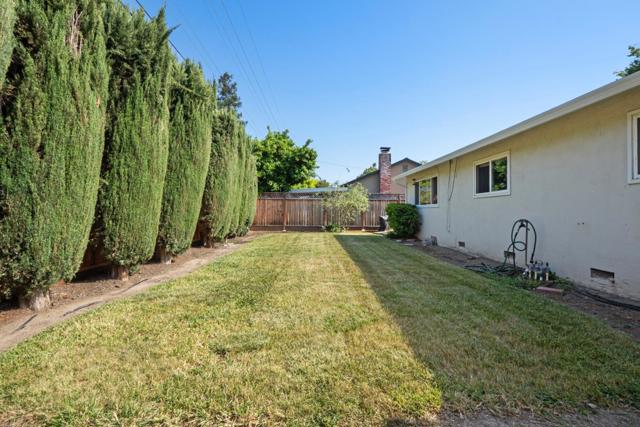3766 Willowpark Drive, San Jose CA: https://media.crmls.org/mediaz/d2d3e20a-de5b-4442-8da9-79145244cbf6.jpg